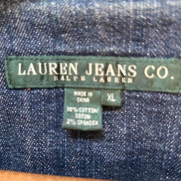 Ralph Lauren Jeans Co Denim Jacket XL, some spandex. Delicate back yoke beading. - Picture 4 of 7